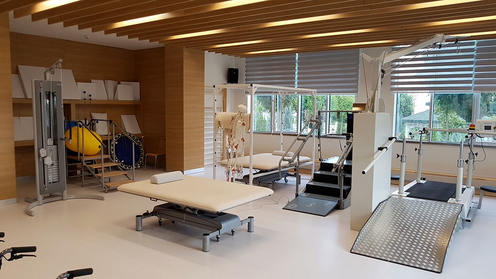 «Gospitaliýa Internasional GmbX» kompaniýasy Türkmenistanda taslamalaryň kyrkdan gowragyny durmuşa geçirdi 