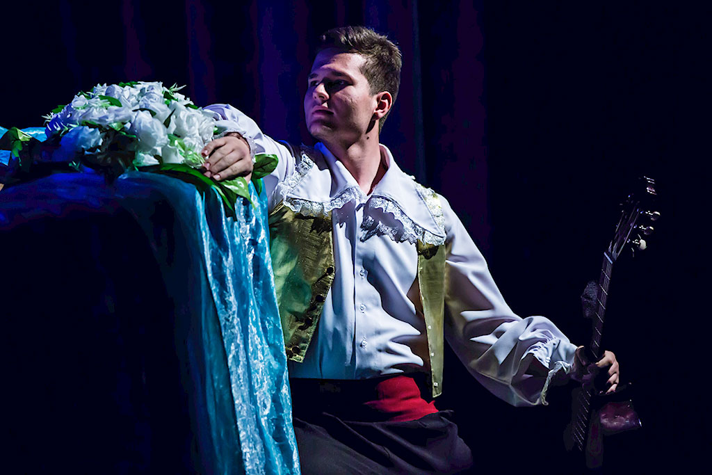 Eko­lo­gi­ýa me­de­ni­ýe­ti­niň yn­san­per­wer mak­sat­la­ry