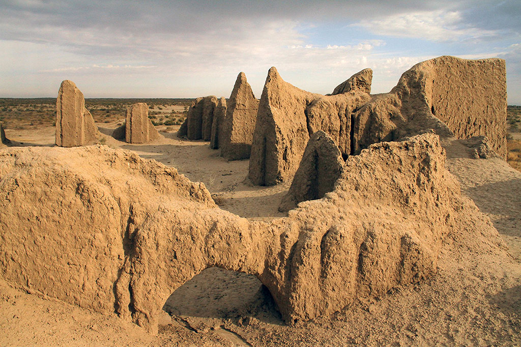 Памятники археологии и архитектуры способны многое рассказать нашим современникам и потомкам 