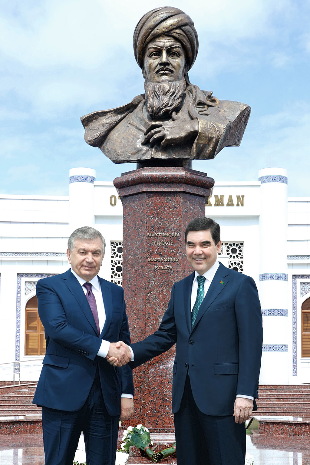 В завершающий день государственного визита в Узбекистан Президент Туркменистана посетил Хорезмскую область 