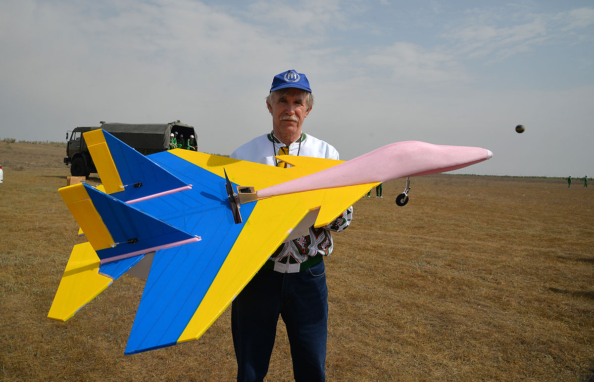 Авиамоделисты Туркменистана открыли сезон-2018