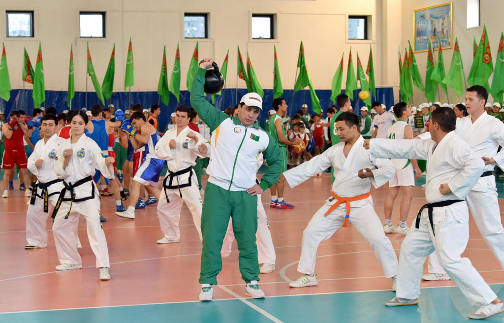 “Türkmenistan –ruhubelentligiň we sagdynlygyň ýurdy” atly sport çäresiniň jemleri jemlenildi