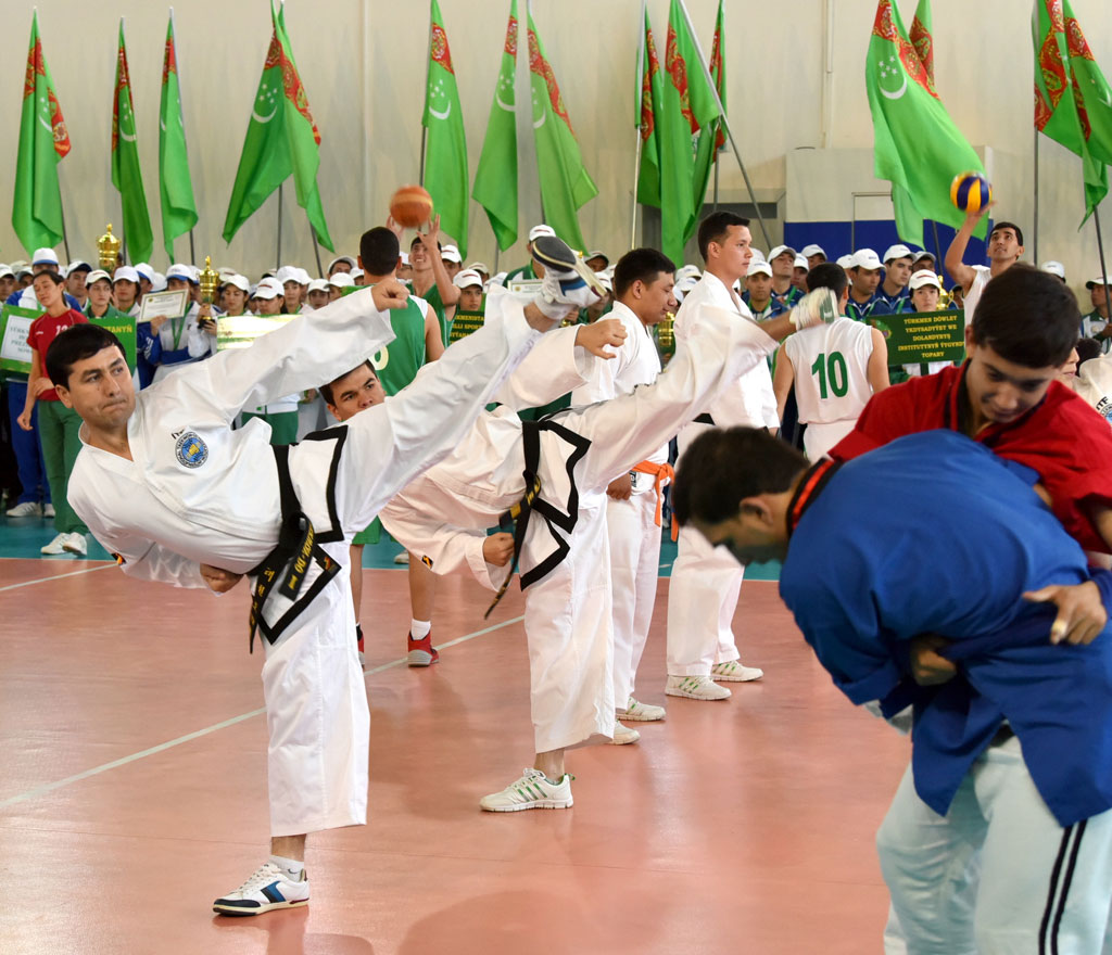 “Türkmenistan –ruhubelentligiň we sagdynlygyň ýurdy” atly sport çäresiniň jemleri jemlenildi