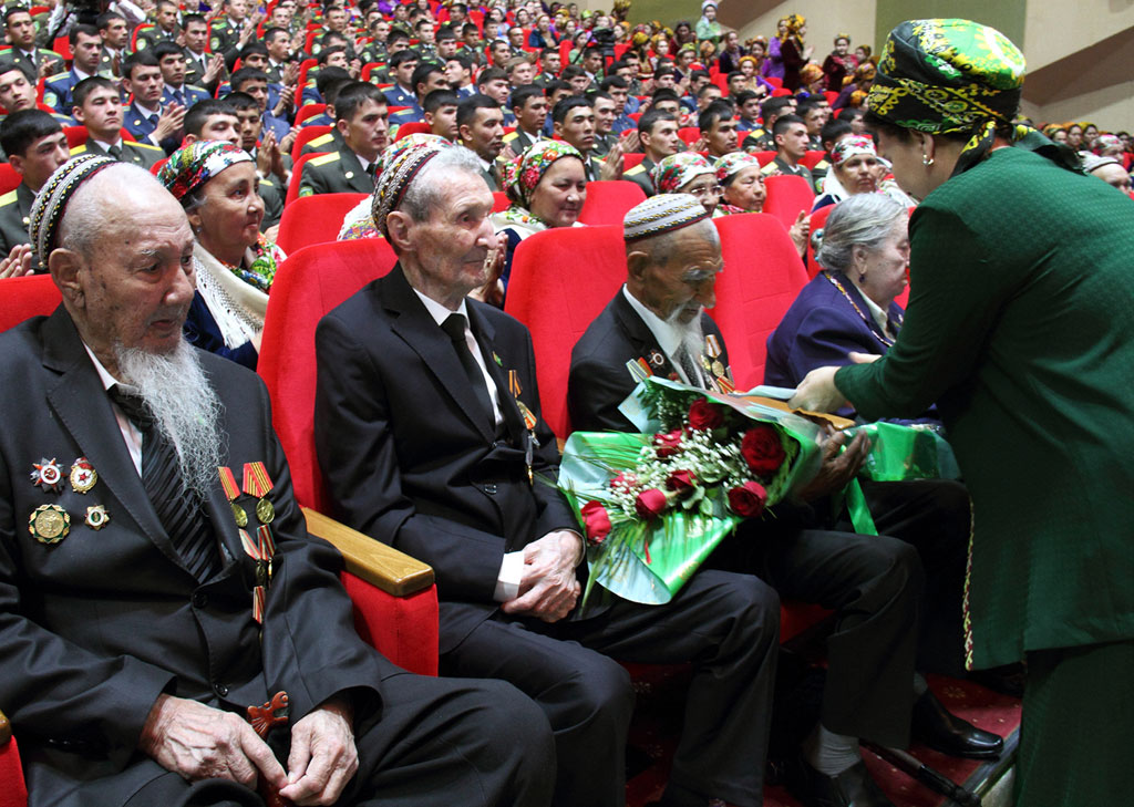 Weteranlaryň edermenligi – watansöýüjiligiň beýik mekdebi 