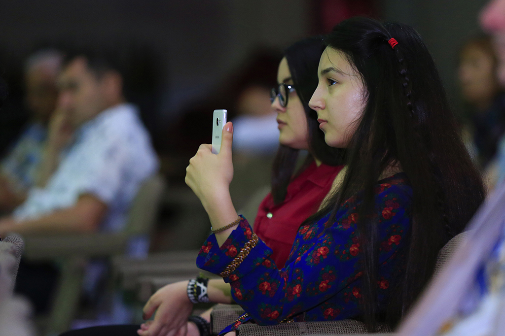 Ученики и коллеги Николая Амиянца организовали концерт в честь дня рождения маэстро скрипки 