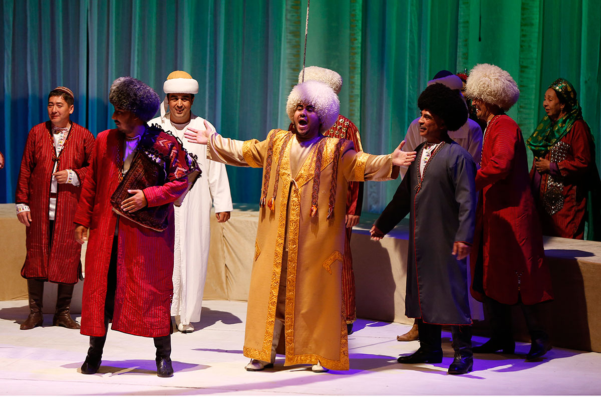 Большой зрительский интерес вызвал фестивальный спектакль «Проза Ургенча» 