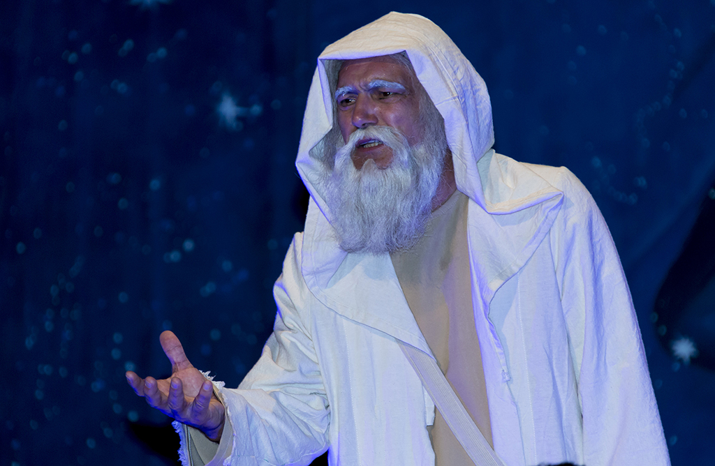 Puşkin adyndaky teatryň döredijilik topary nusgawy eserlerden özboluşly üýtgeşik oýun taýýarlady