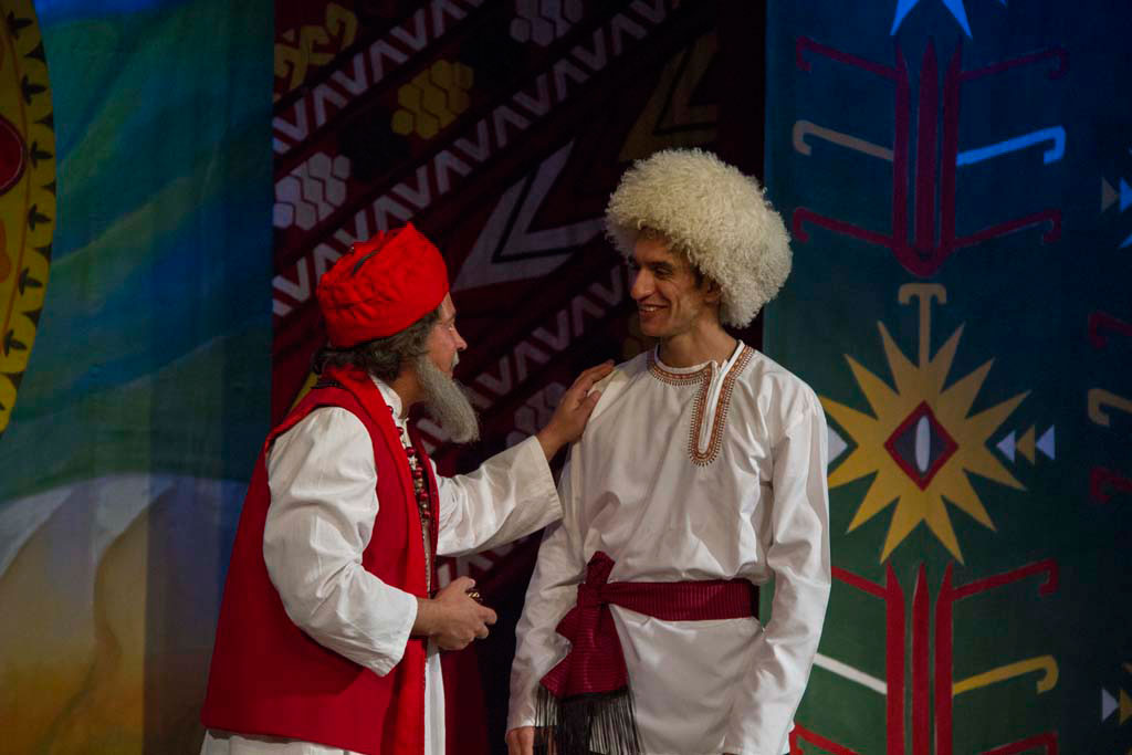 Пушкинский театр интерпретировал древний караванный маршрут как дорогу к сердцам 