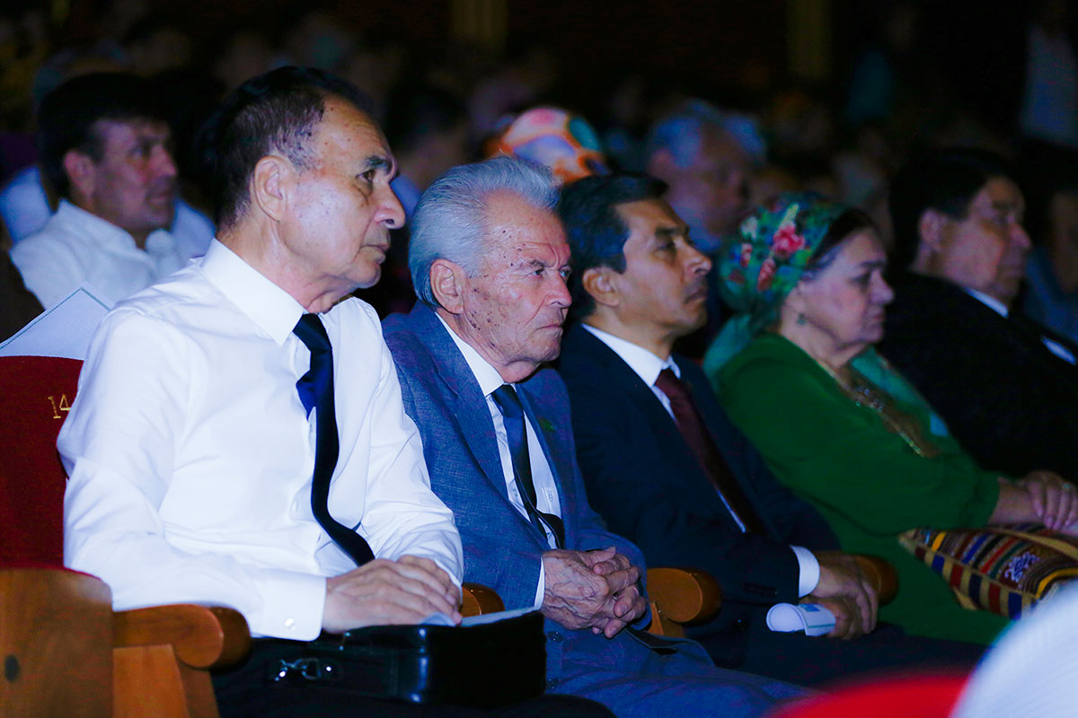 Gözden geçirilişde görkezilen «Ürgenç kyssasy» oýny tomaşaçylarda uly gyzyklanma döretdi