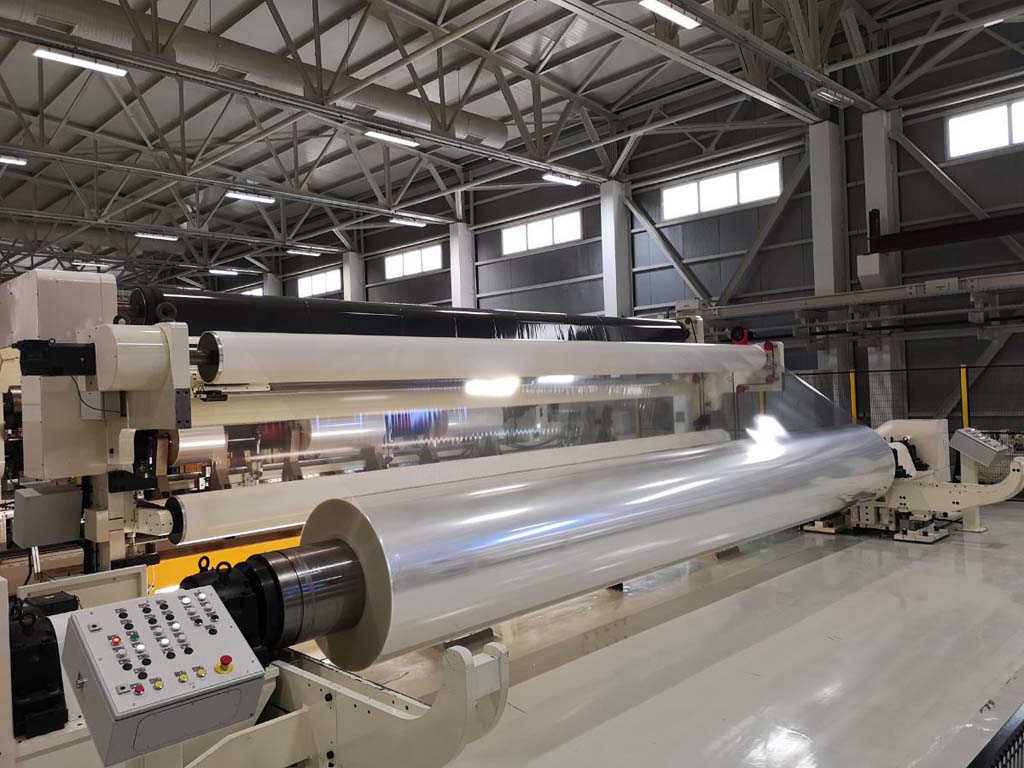 ТКНПЗ приступил к выпуску нового вида продукции – БОПП-плёнки 