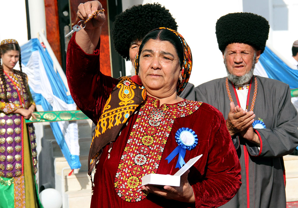 Состоялись новоселья в жилом массиве Мир-7/3 