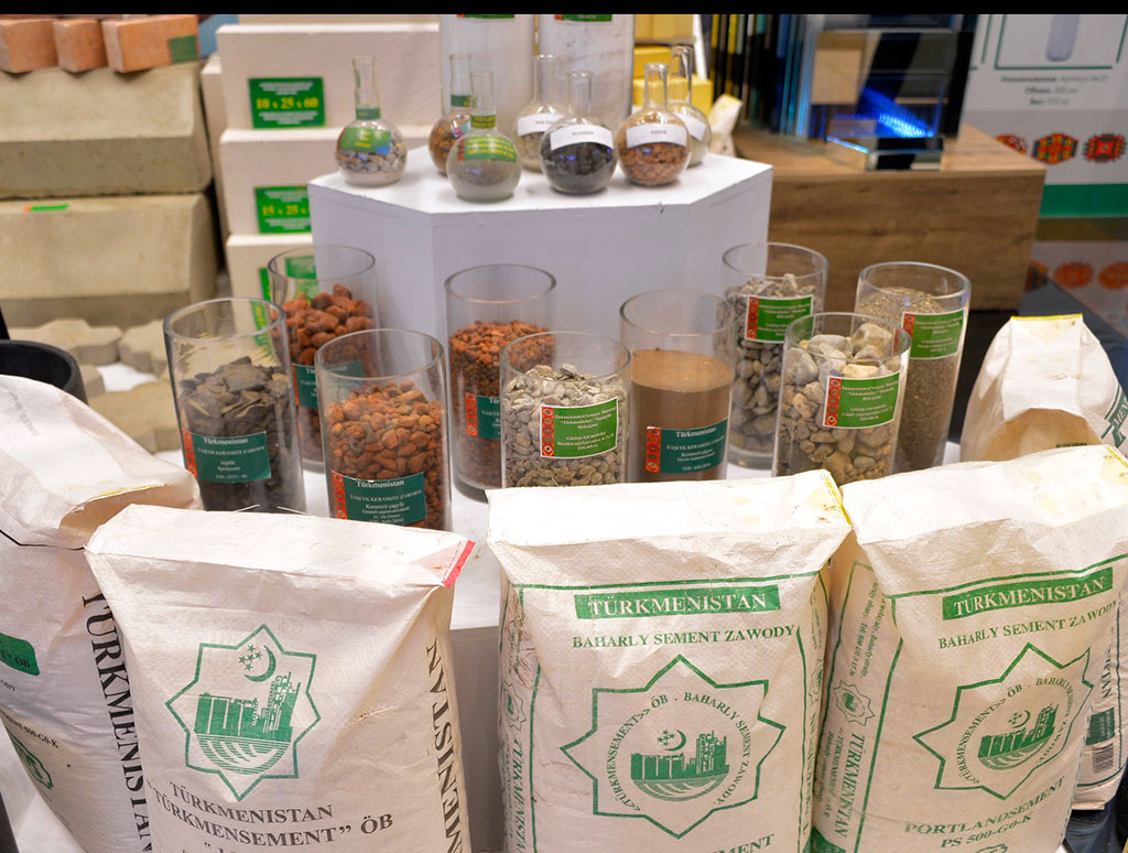 Успехи национальной экономики отражает многоплановая экспозиция 