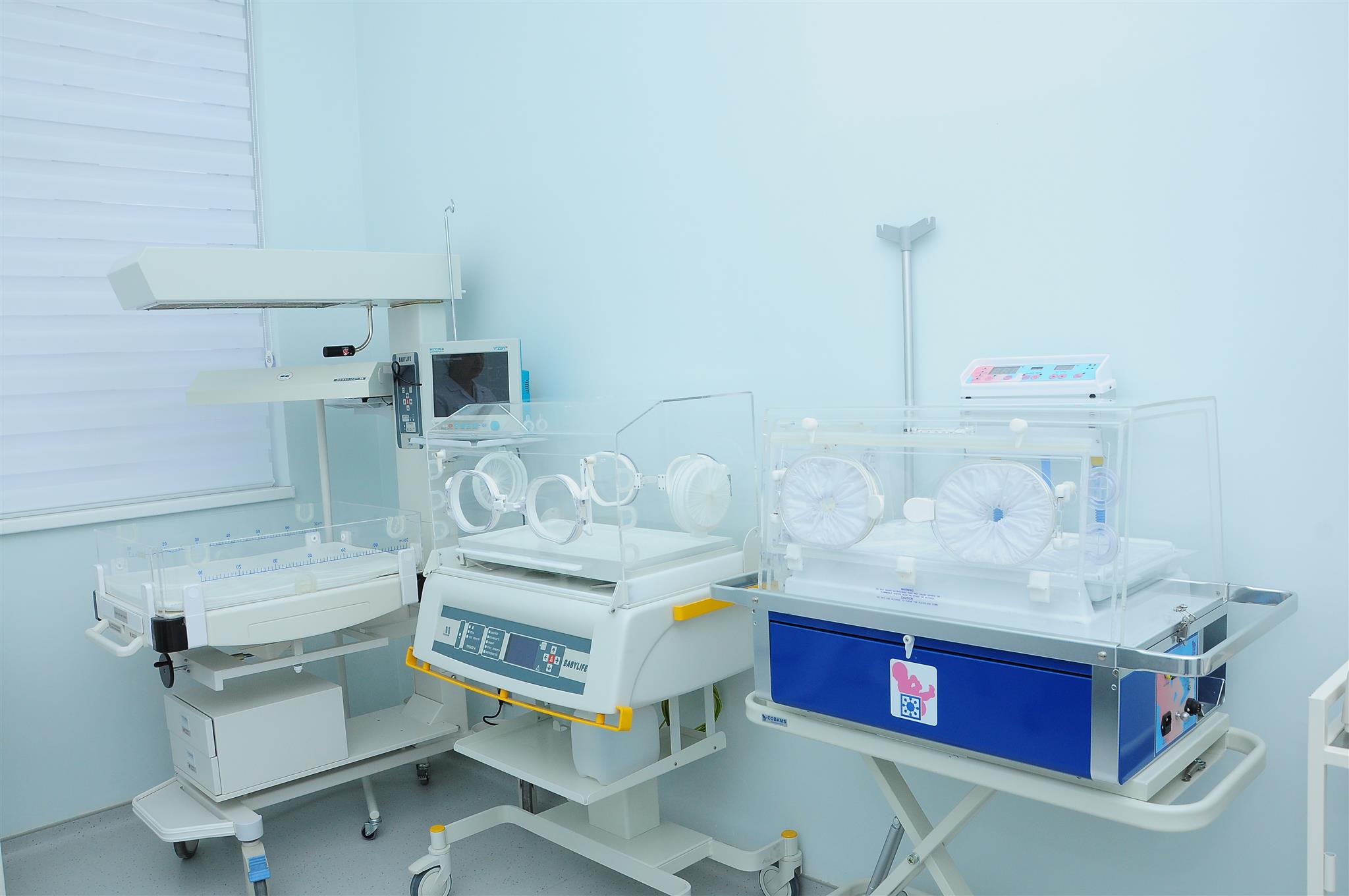 В Каахкинском этрапе введены в строй роддом и Дом здоровья 