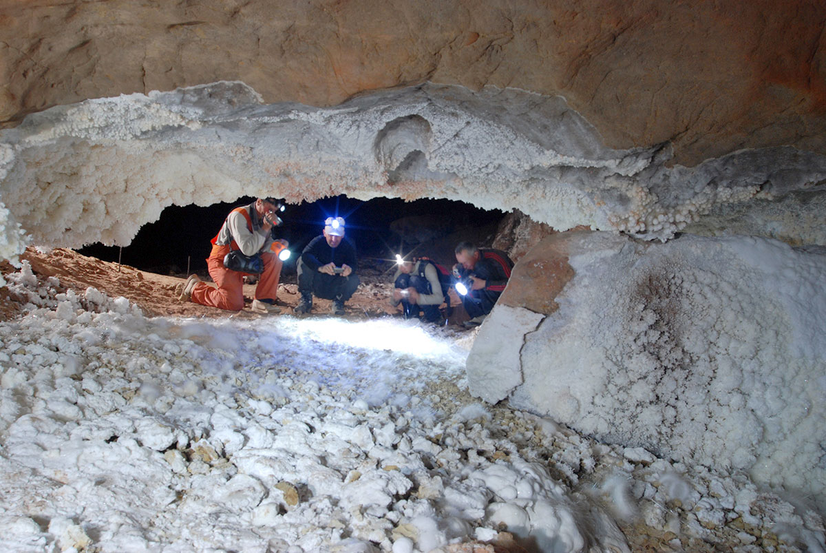“Agama” alpinistler kluby 25 ýyllygyny belleýär