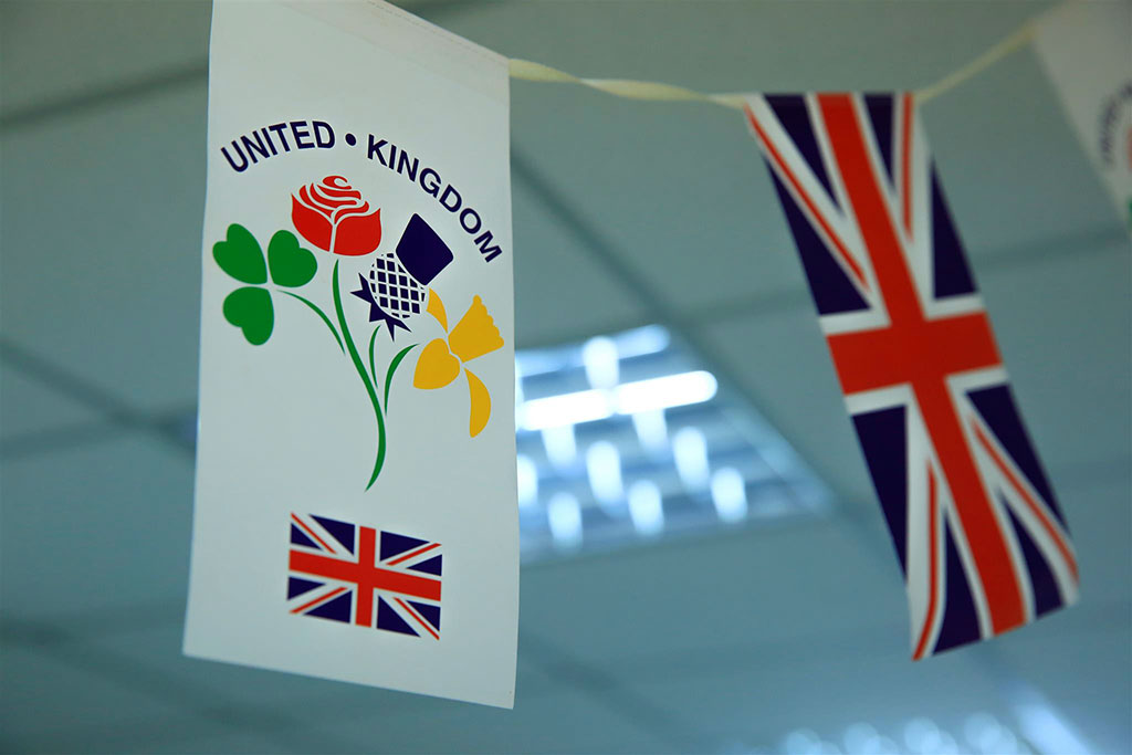 Dünýä dillerini öwrenmek — hyzmatdaşlygy ösdürmegiň ýoly