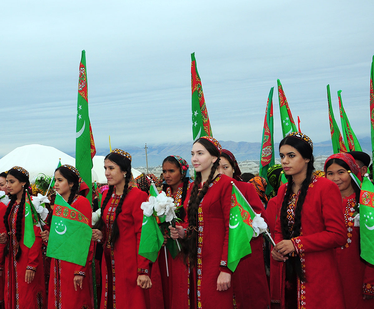 Ahal welaýatynda täze döwrebap obalaryň gurluşygyna badalga berildi