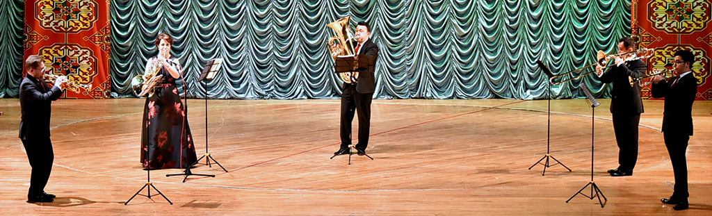 Golden Horn Brass türk kwinteti “Anadoly owazlary” bilen tanyşdyrdy