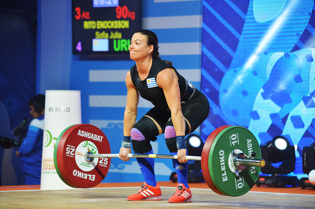 The first world record is set at the World Weightlifting Championship