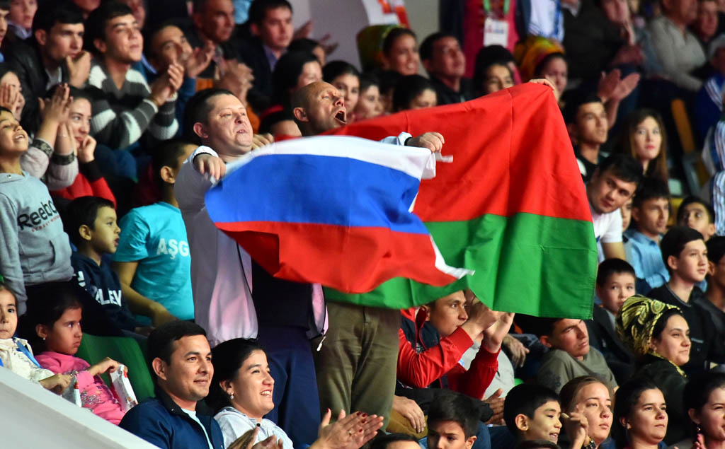 Звание лучшей штангистки мира оспаривали женщины в категории 87 кг 