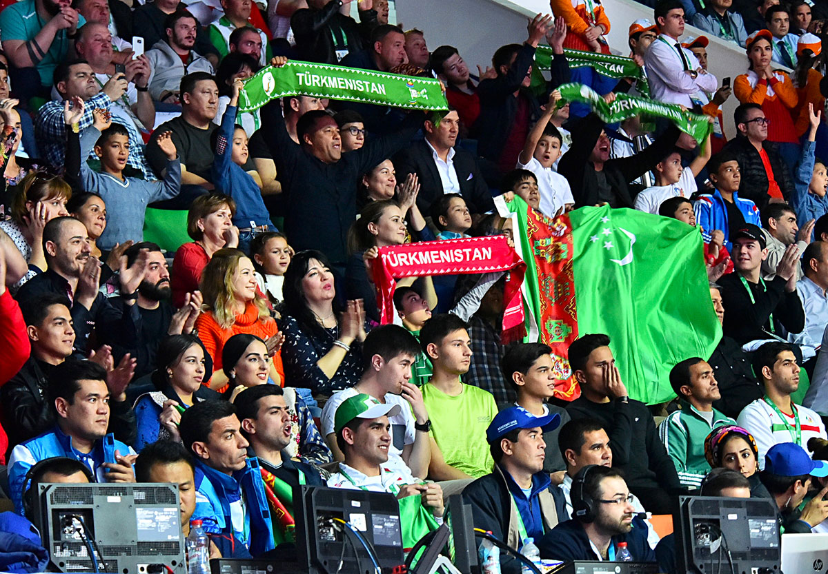 Штангист-супертяжеловес Лаша Талахадзе – абсолютный чемпион и рекордсмен мира