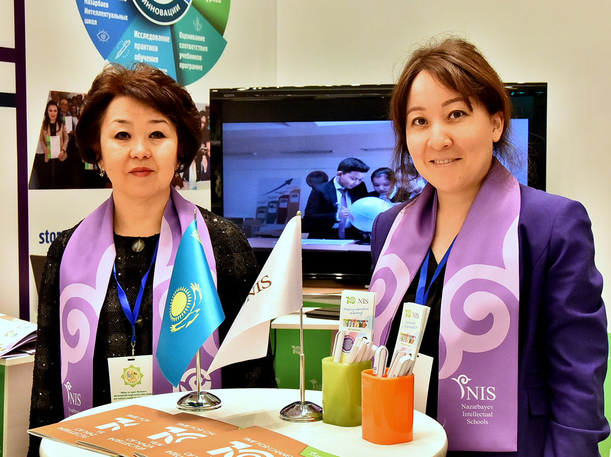 С актуальными тенденциями развития сфер образования и спорта знакомит профильный смотр 