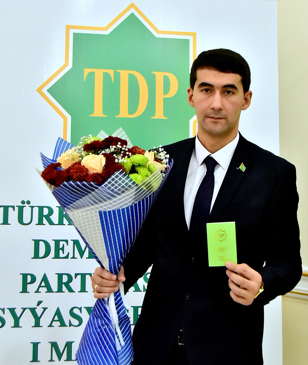 Türkmenistanyň Demokratik partiýasynyň I maslahaty geçirildi