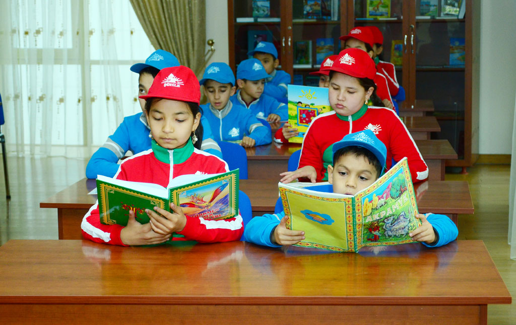 Стартовал сезон зимнего отдыха школьников в ДОЦах Гёкдере 