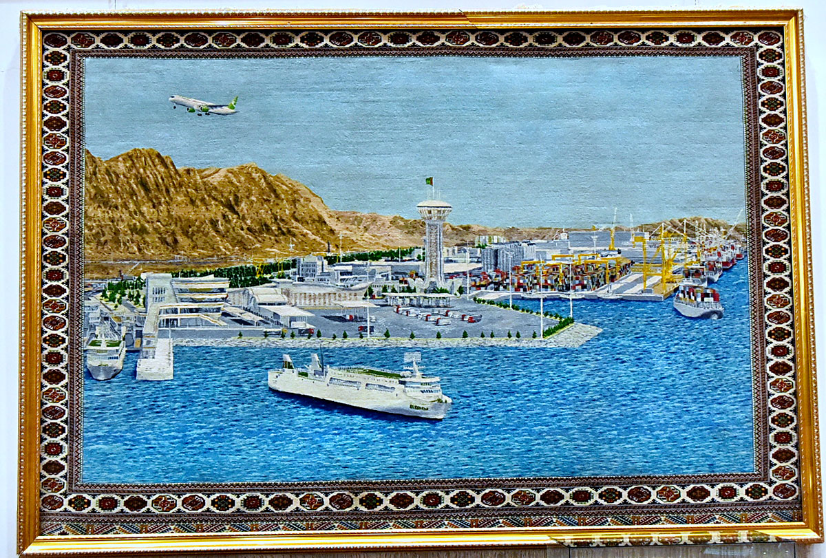 Экспозиция в Государственном музее открыла цикл художественных посвящений девизу года