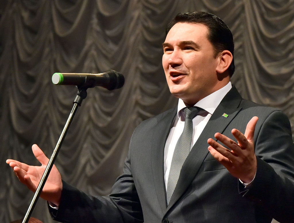 Государственный симфонический оркестр и известные исполнители представили произведения туркменских композиторов