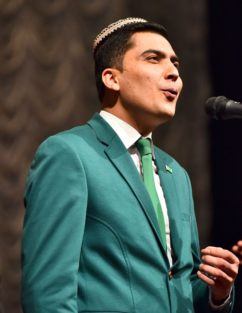 Resul Gylyjowyň ýolbaşçylygyndaky simfoniki orkestr we tanymal aýdymçy-sazandalar türkmen kompozitorlarynyň eserlerini ýerine ýetirdiler