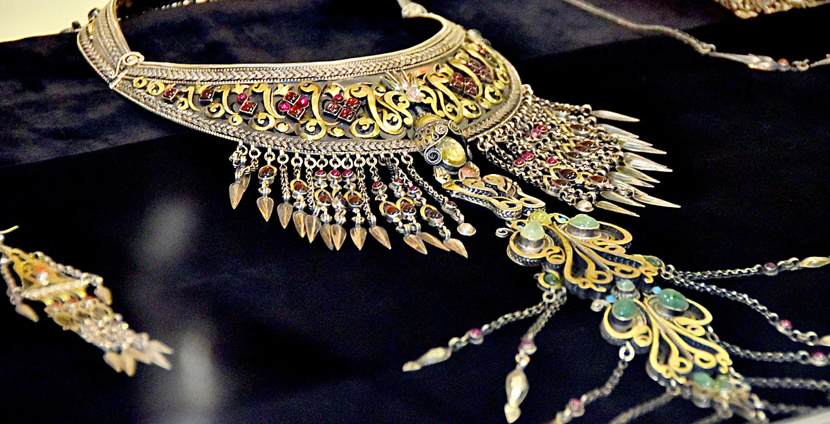 В Музее ИЗО развёрнута выставка, посвящённая слогану года 