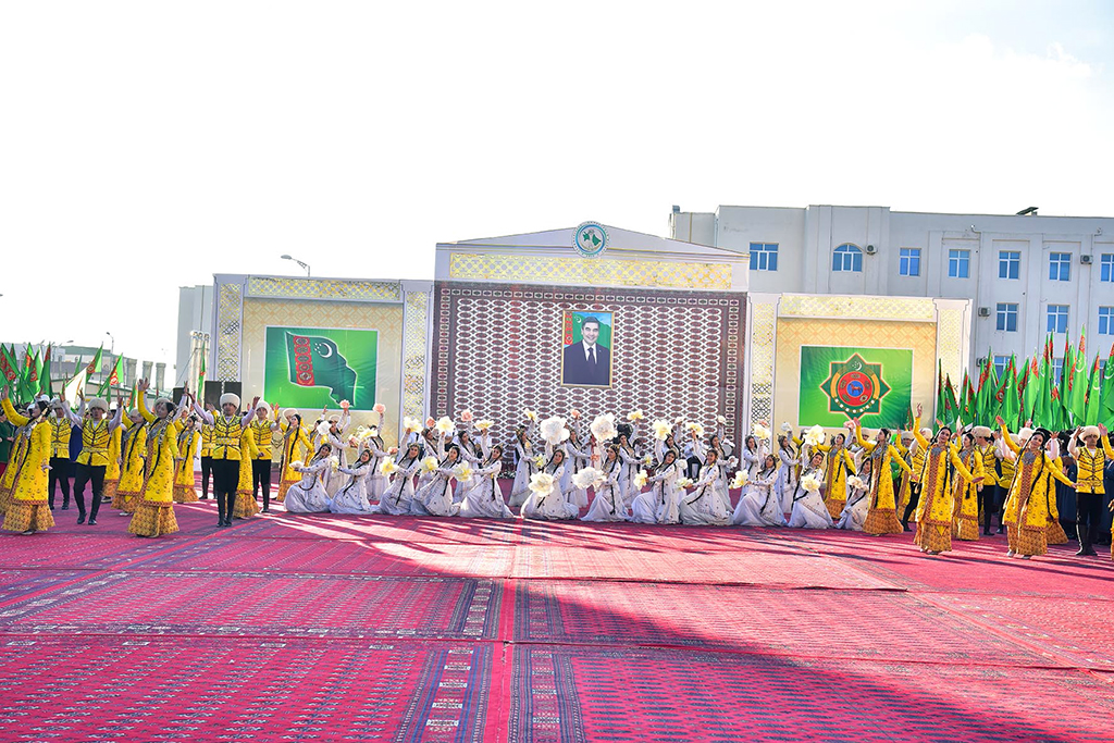 Watanymyzyň welaýatlarynda binagärlik açylyşlary