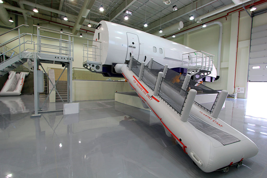 «Türkmenhowaýollary» agentliginiň ekipažlary heläkçiliklerde halas ediş taýýarlygyny kämilleşdirýärler