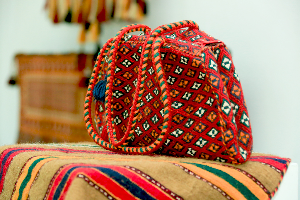 Творчество Аннабиби Исламовой: новые грани древнего искусства ковроделия 