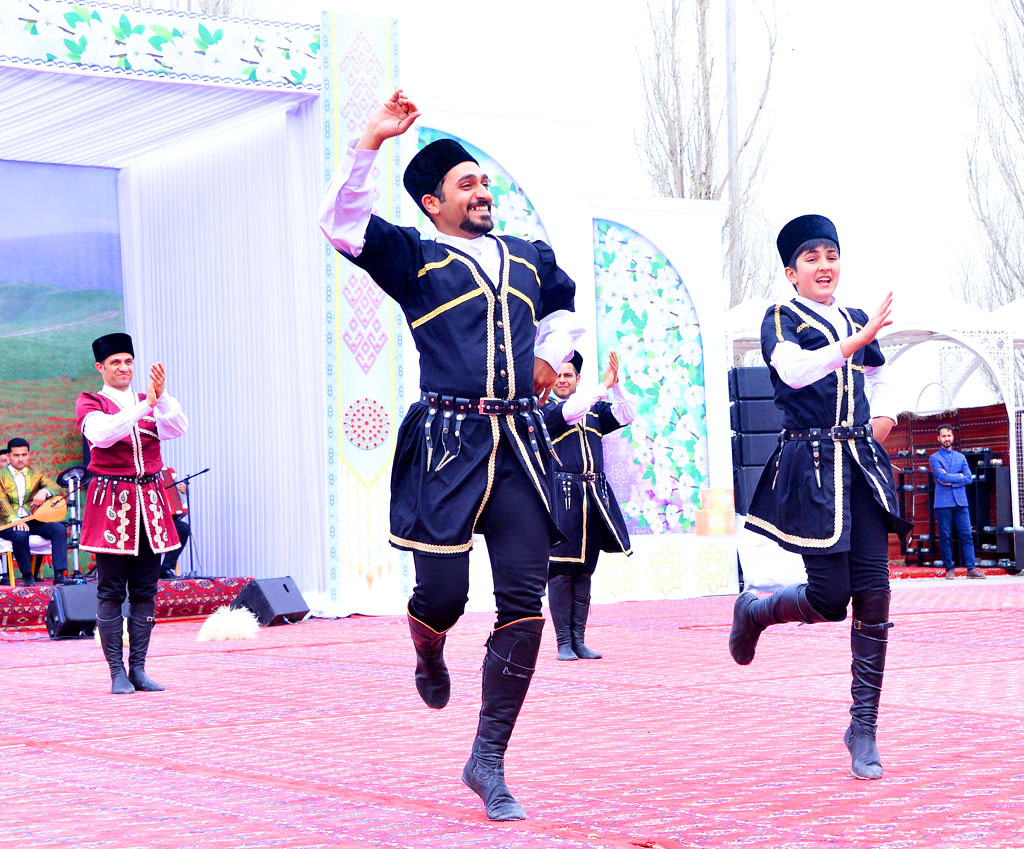 Türkmenistan — Eýran: dostluk we bahar baýramçylyk konserti 