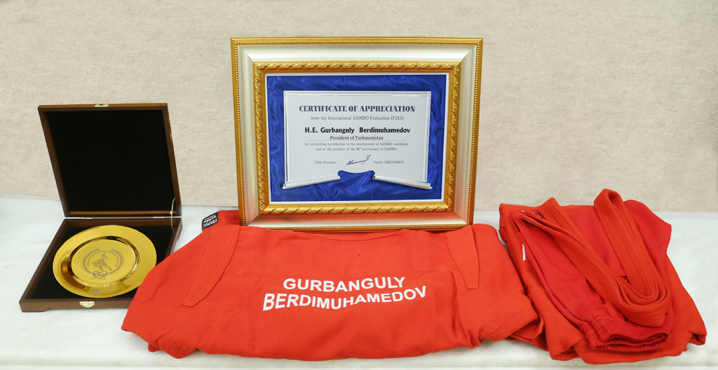 Василий Шестаков дал интервью представителям туркменских СМИ 