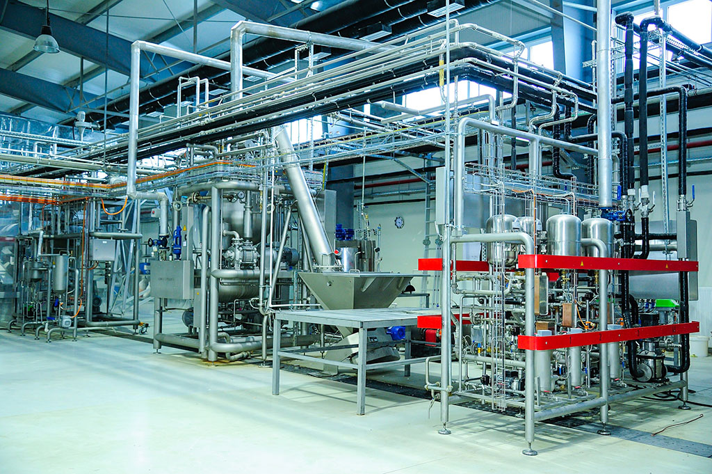 «BURKUT» konditer fabriginde gije-gündiziň dowamynda 300 tonna çenli önüm çykarmak göz öňünde tutulýar