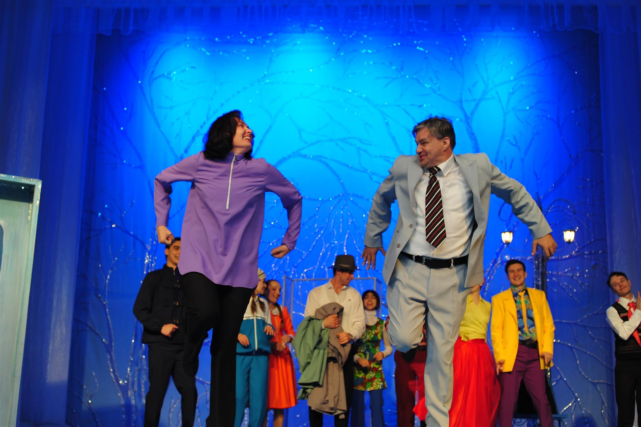 Puşkin adyndaky teatryň sahnasynda Wolodiniň pýesasy boýunça goýlan “Bäş agşam” oýnunyň premýerasy şowly geçdi