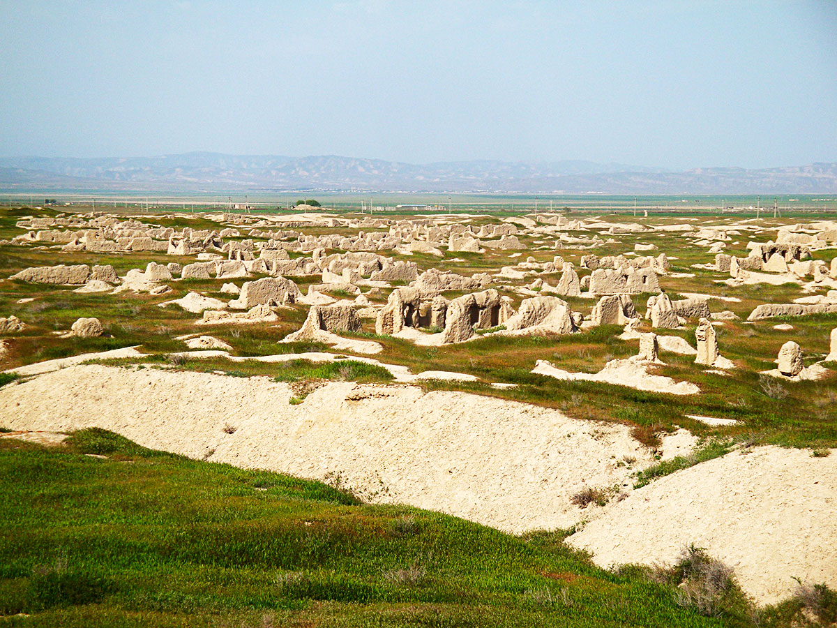 18-nji aprel — Ýadygärlikleri we taryhy ýerleri goramagyň halkara güni 