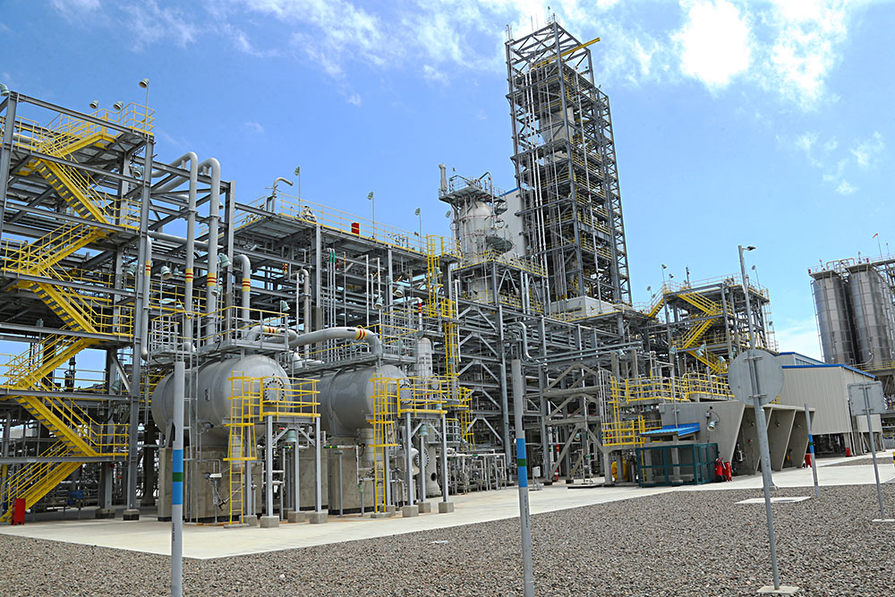 Президенты Туркменистана и Республики Корея посетили крупнейший в регионе полимерный завод 