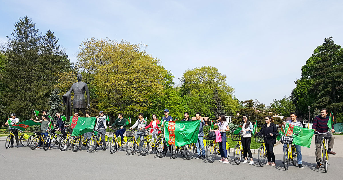 Подведены итоги творческого конкурса на лучшее воплощение образа ахалтекинца 
