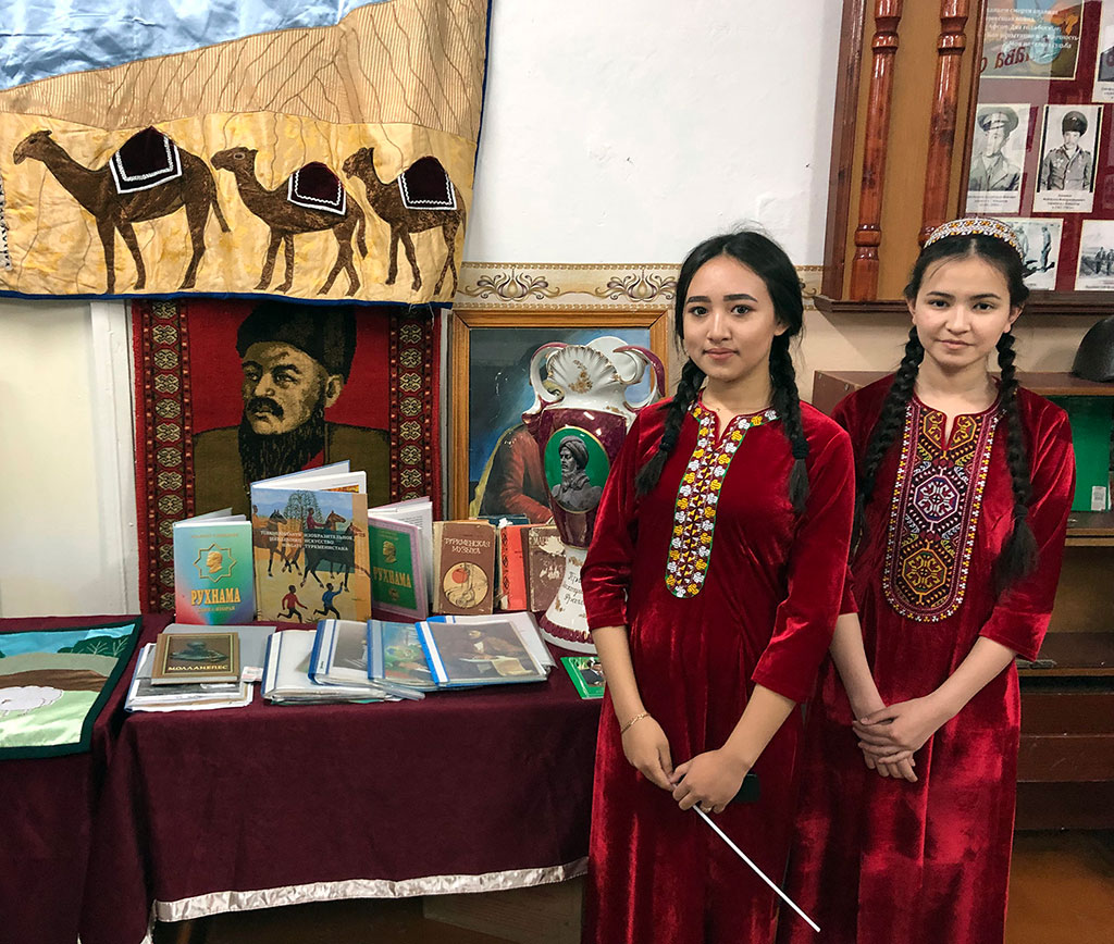 В Ставропольском крае отметили 295-летие Махтумкули Фраги