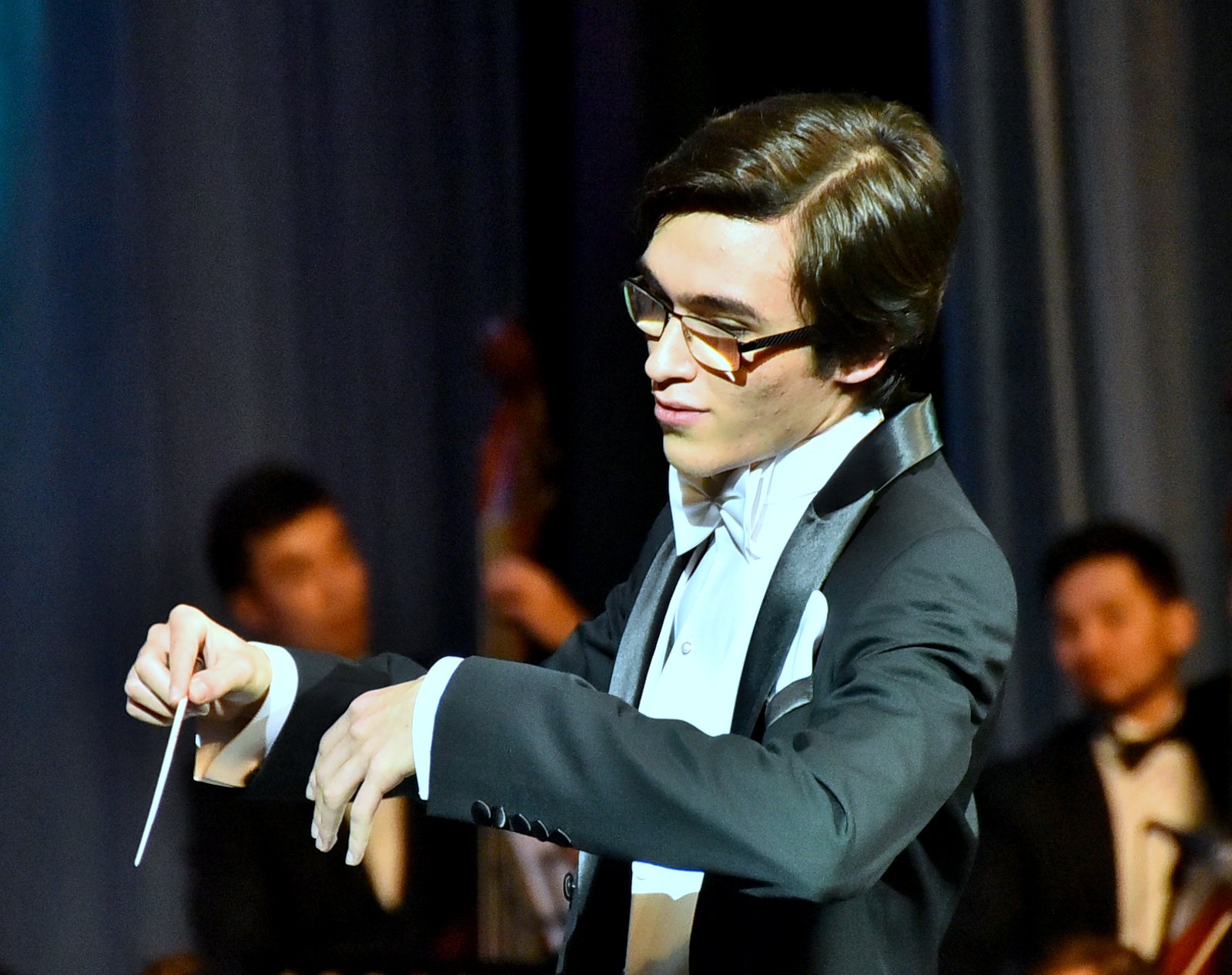 Концертом во Дворце мукамов завершился гуманитарный форум СНГ 