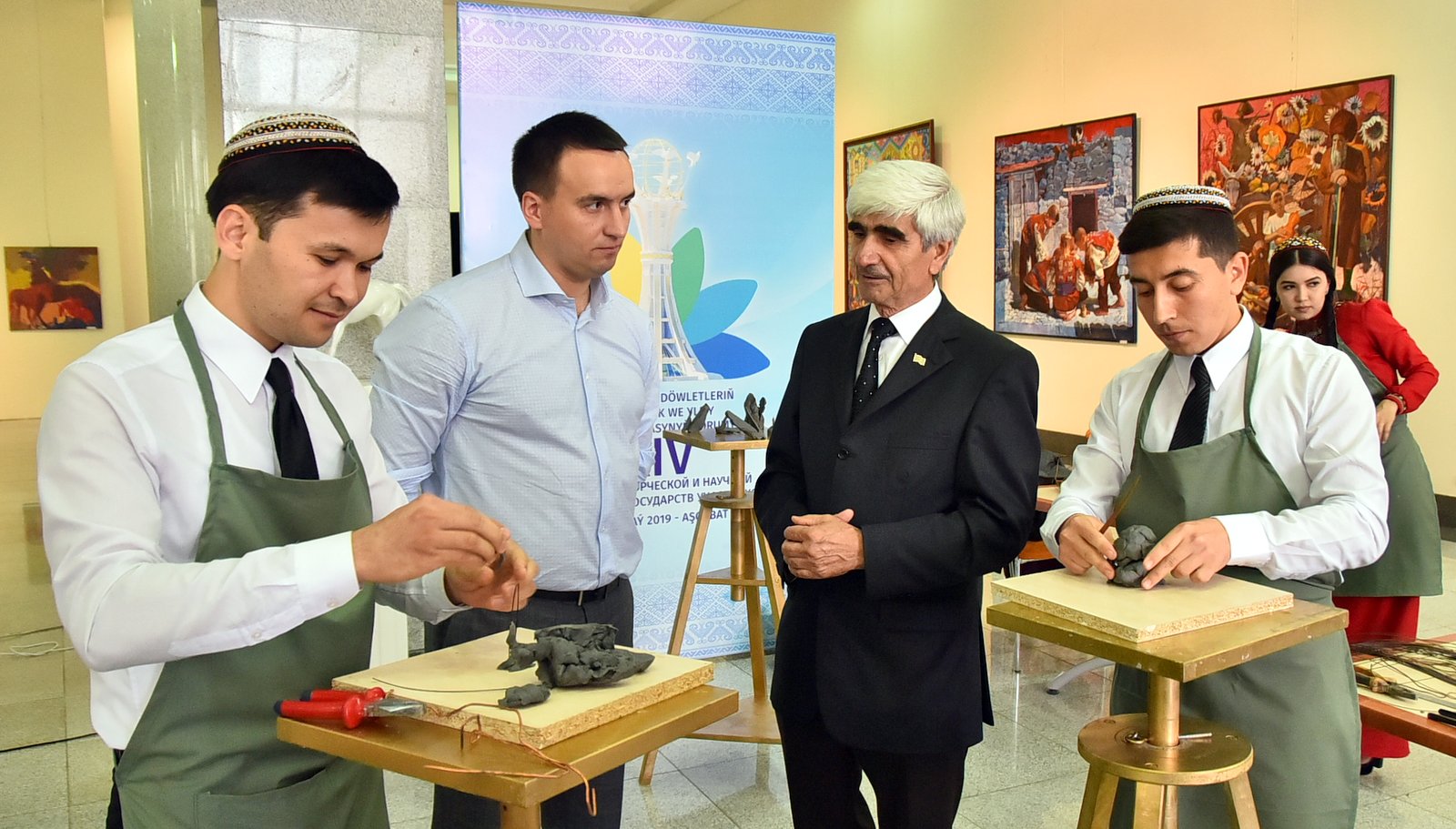 Мастер-класс в Академии художеств: диалог на языке искусства   