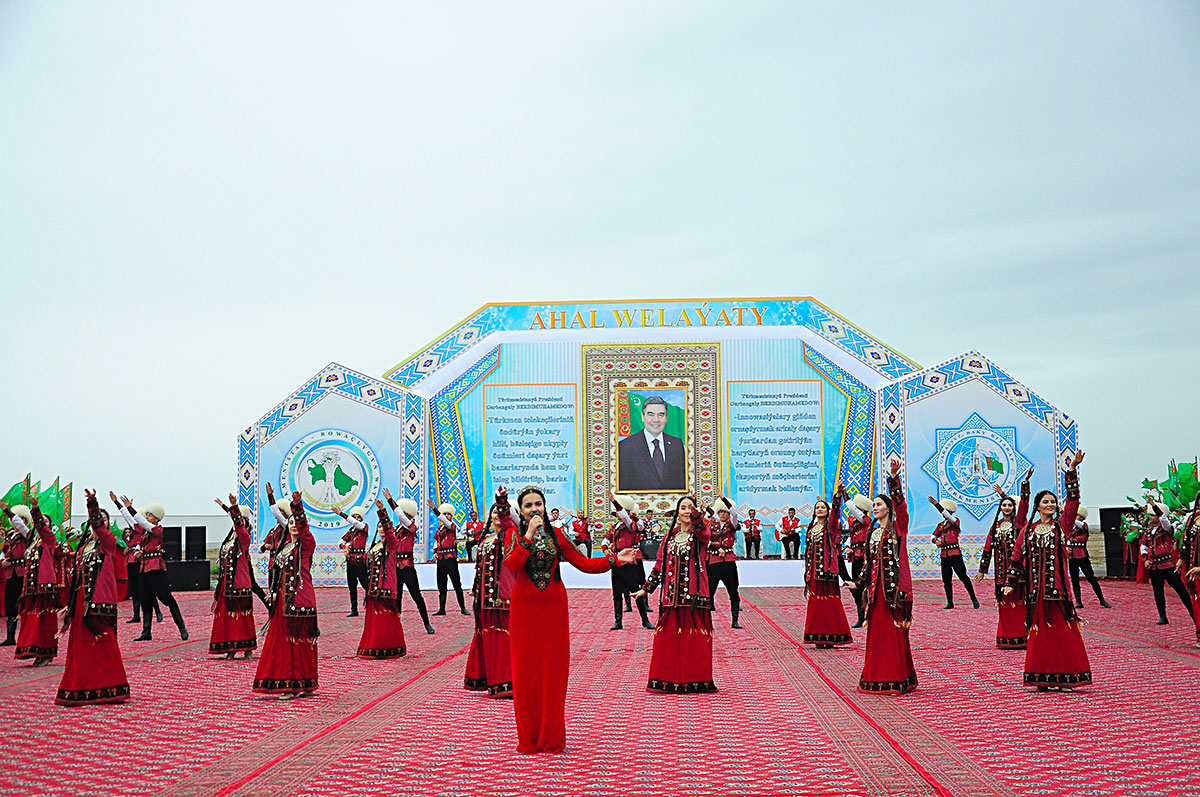 Watanymyzyň sebitlerinde täze binalaryň açylyş dabaralary 