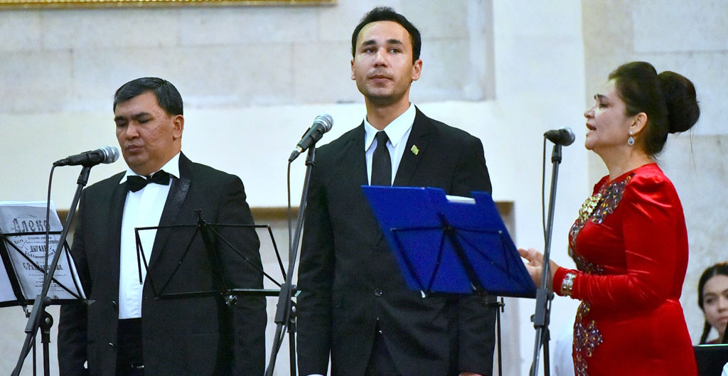 TMK-nyň bäşinji ýyl talyplary Sergeý Rahmaninowyň diplom işi  bolan “Aleko” operasyny sahnalaşdyrdylar