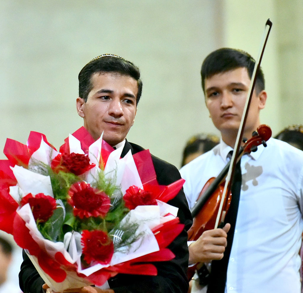 TMK-nyň bäşinji ýyl talyplary Sergeý Rahmaninowyň diplom işi  bolan “Aleko” operasyny sahnalaşdyrdylar