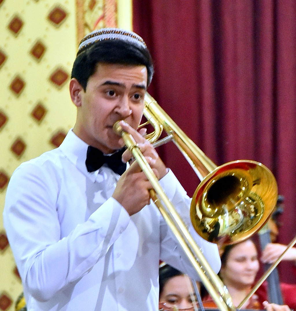 Bir konsertde – üç eseriň premýerasy