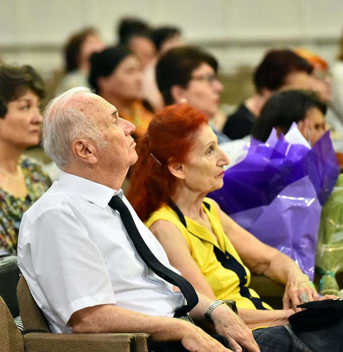 Ученики Николая Амиянца посвятили 85-летию Маэстро смычка концертную программу  