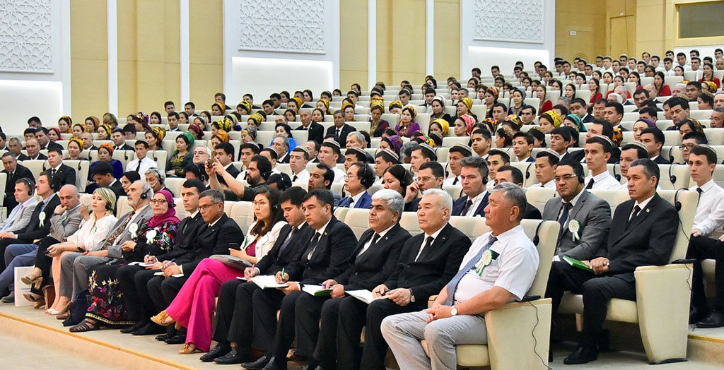 Innowasion tehnologiýalar — halkara ylmy maslahatyň wekilleriniň üns merkezinde